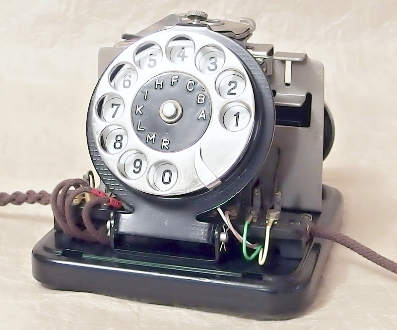 Telegrafia prazsky vzor staré TELEFONY - sbírka