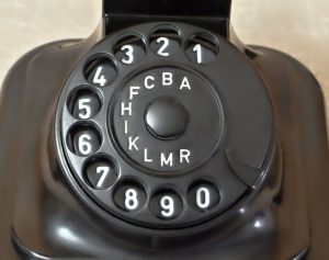 renovace telefonu s rotacni ciselnici Tesla 54S staré TELEFONY - sbírka