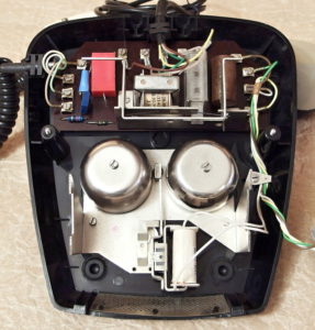 renovovany retro telefon tesla BS20 1 staré TELEFONY - sbírka
