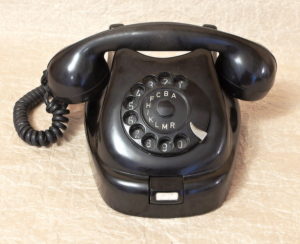 retro bakelitovy telefon 3 - staré telefony a náhradní díly