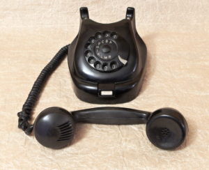 retro bakelitovy telefon 7 - staré telefony a náhradní díly