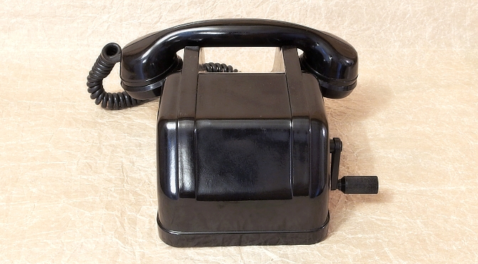 retro telefon s klickou prodam - pohlednice, známky, celistvosti