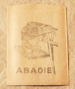 sacek Abadie 46a - kuriozity
