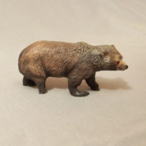 starozitna hracka medved figurka