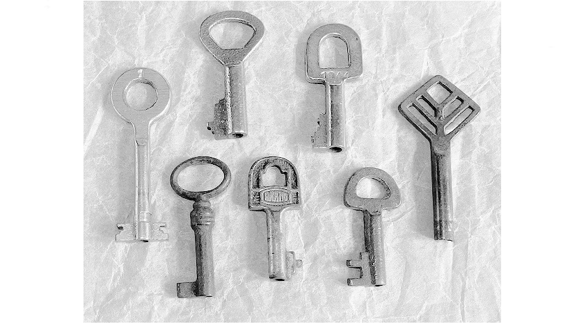stare klice starozitne prodam - klíče, klíčky, zámky