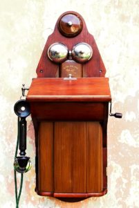 starozitny dreveny telefon Mollers 1926 staré TELEFONY - sbírka