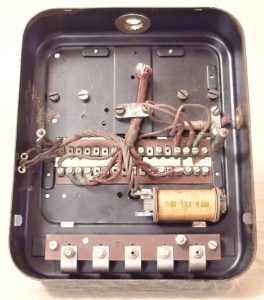 starozitny telefon PRITEG vnitr staré TELEFONY - sbírka