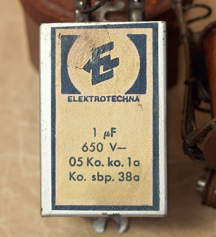 starozitny telefon kondenzator Elektrotechna staré TELEFONY - sbírka