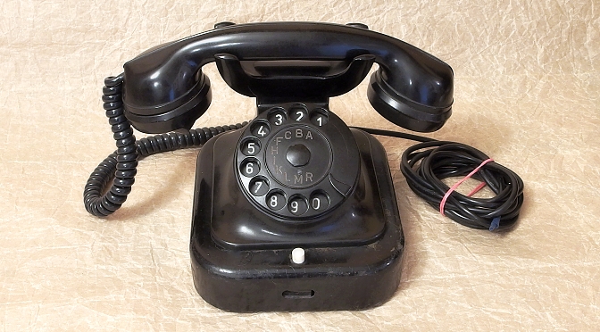 starozitny telefon prodam - staré telefony a náhradní díly