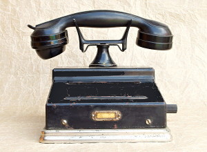 starozitny telefon s klickou staré TELEFONY - sbírka