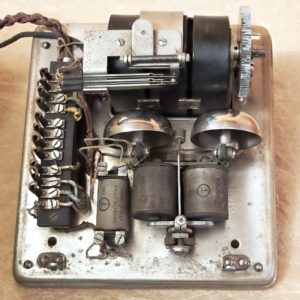 starozitny telefonni pristroj Telegrafia staré TELEFONY - sbírka