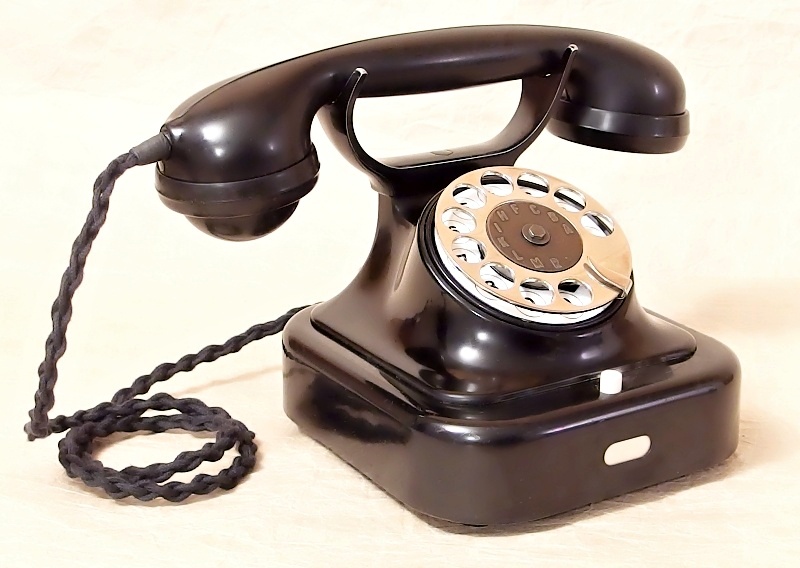 stary telefon Siemens W28 kovovy staré TELEFONY - sbírka