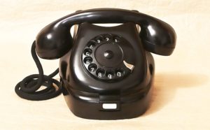 stary telefon rekvizita Vintage PŮJČOVNA - telefony