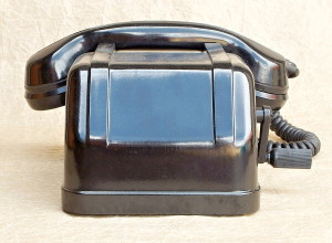 stary telefonni pristroj MB staré TELEFONY - sbírka