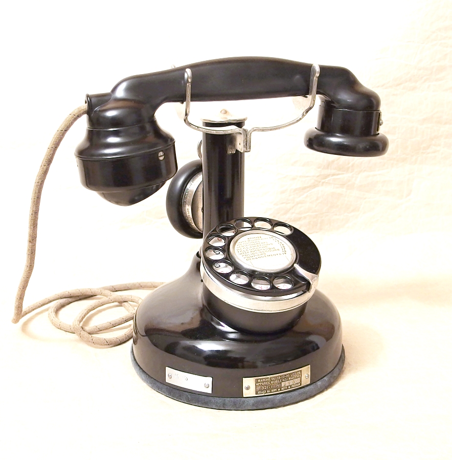 telefon PTT24 staré TELEFONY - sbírka
