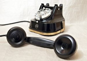 telefonni pristroj RTT56B staré TELEFONY - sbírka